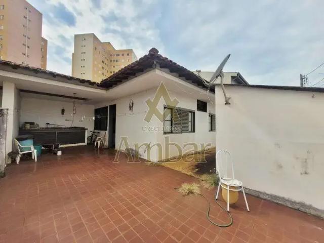 Casa / Sobrado para Locação em Ribeirão Preto/SP Jardim Macedo 8 Quartos
