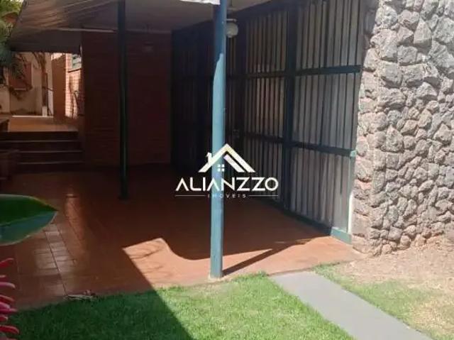 Casa / Sobrado para Locação em Ribeirão Preto/SP Jardim Sumaré 3 Quartos