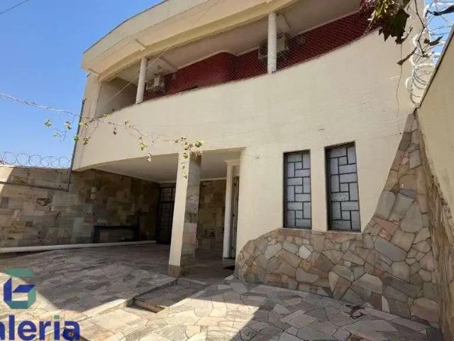 Casa / Sobrado para Locação em Ribeirão Preto/SP Jardim Sumaré 4 Quartos