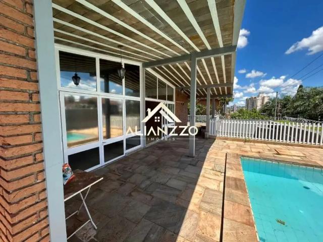 Casa / Sobrado para Locação em Ribeirão Preto/SP Jardim Sumaré 6 Quartos