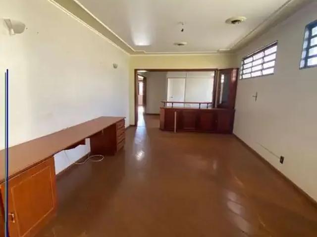 Casa / Sobrado para Locação em Ribeirão Preto/SP Jardim Paulista 6 Quartos