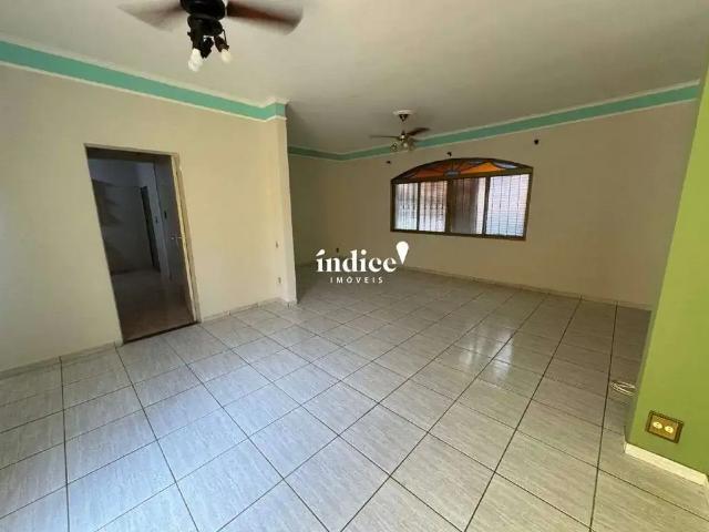 Casa / Sobrado para Locação em Ribeirão Preto/SP Jardim Palma Travassos 3 Quartos