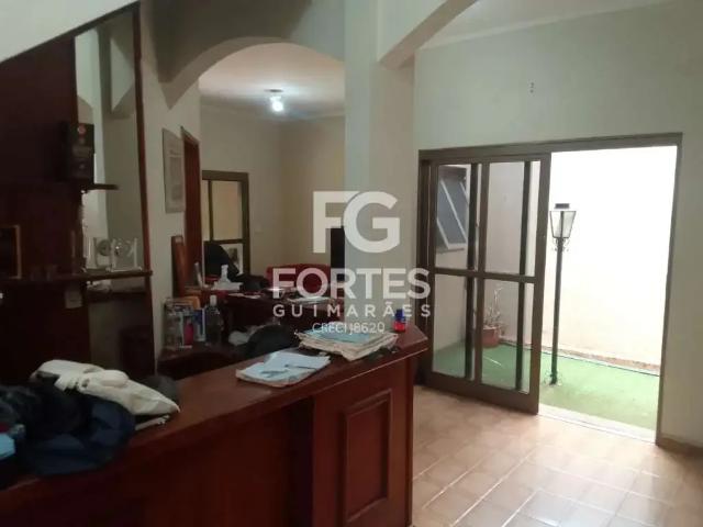 Casa / Sobrado para Locação em Ribeirão Preto/SP Parque dos Bandeirantes 5 Quartos