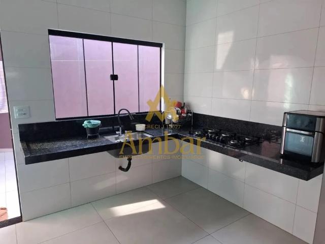 Casa / Sobrado para Locação em Ribeirão Preto/SP Parque das Oliveiras 3 Quartos
