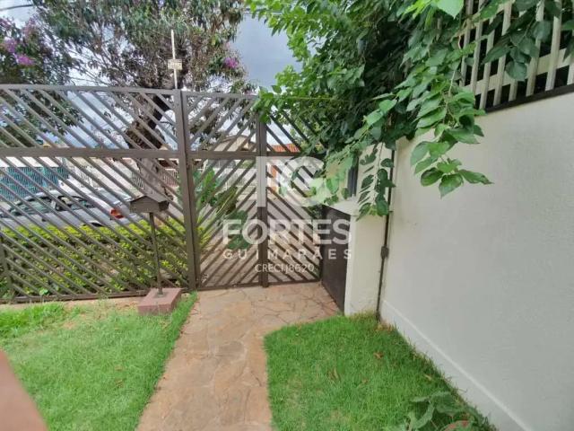 Casa / Sobrado para Locação em Ribeirão Preto/SP Parque Residencial Lagoinha 4 Quartos