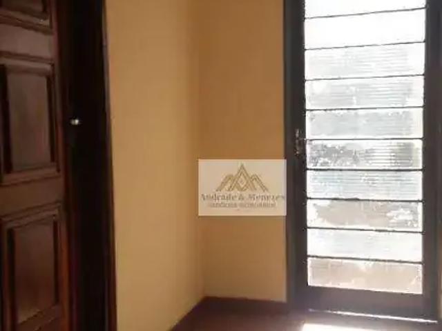 Casa / Sobrado para Locação em Ribeirão Preto/SP Presidente Dutra 2 Quartos