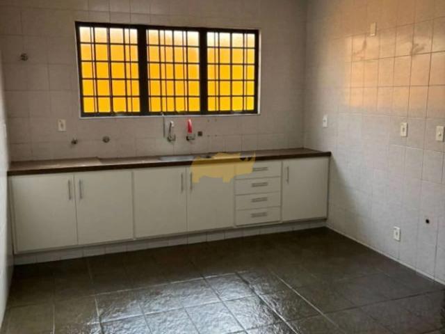 Casa / Sobrado para Locação em Rio Claro/SP Cidade Jardim 4 Quartos