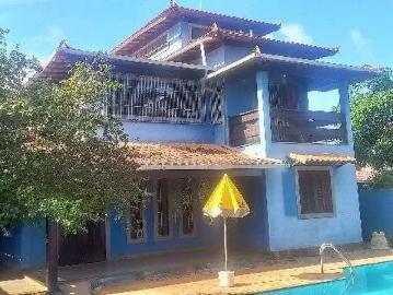 Casa / Sobrado para Locação em Rio das Ostras/RJ Terra Firme 5 Quartos