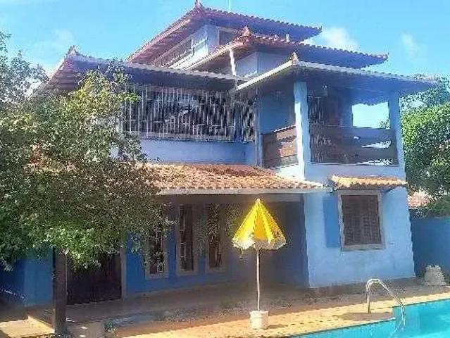 Casa / Sobrado para Locação em Rio das Ostras/RJ Terra Firme 5 Quartos