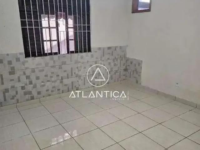 Casa / Sobrado para Locação em Rio das Ostras/RJ Terra Firme 2 Quartos