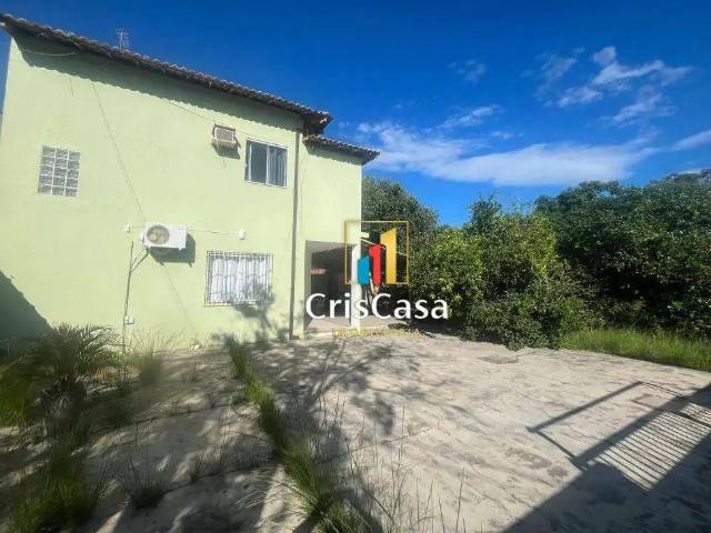 Casa / Sobrado para Locação em Rio das Ostras/RJ Terra Firme 2 Quartos