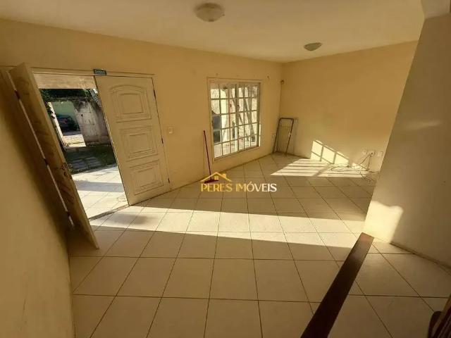Casa / Sobrado para Locação em Rio das Ostras/RJ Village Sol e Mar 3 Quartos