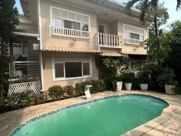 Casa / Sobrado para Locação em Rio das Ostras/RJ Bosque da Praia 5 Quartos