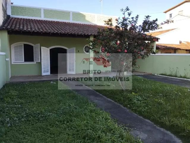 Casa / Sobrado para Locação em Rio das Ostras/RJ Centro 3 Quartos