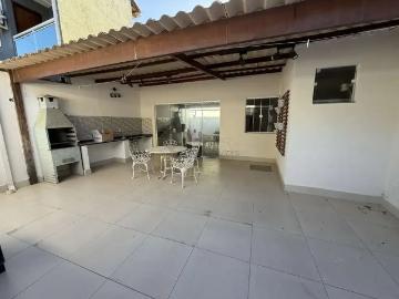 Casa / Sobrado para Locação em Rio das Ostras/RJ Chácara Mariléa 2 Quartos