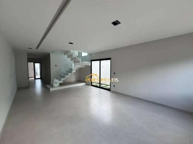 Casa / Sobrado para Locação em Rio das Ostras/RJ Costazul 4 Quartos