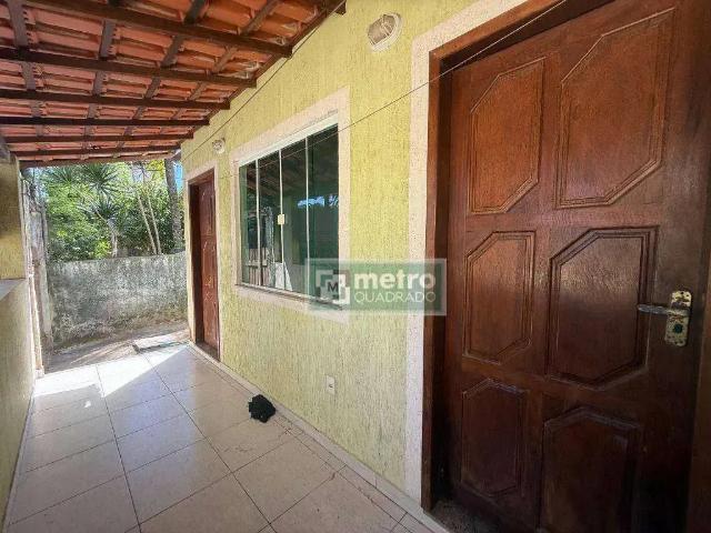 Casa / Sobrado para Locação em Rio das Ostras/RJ Costazul 3 Quartos