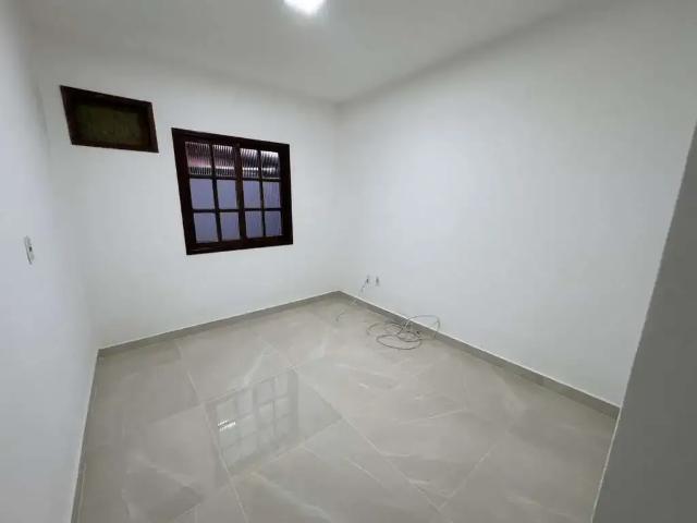 Casa / Sobrado para Locação em Rio das Ostras/RJ Jardim Mariléa 2 Quartos