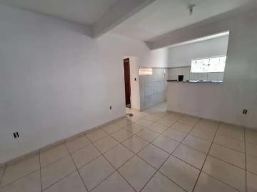 Casa / Sobrado para Locação em Rio das Ostras/RJ Mar do Norte 2 Quartos