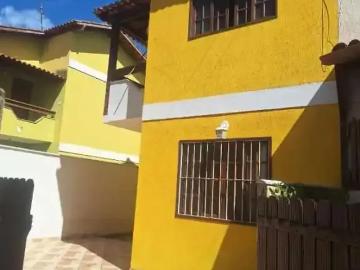 Casa / Sobrado para Locação em Rio das Ostras/RJ Ouro Verde 2 Quartos