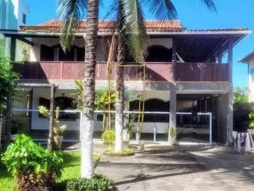 Casa / Sobrado para Locação em Rio das Ostras/RJ Ouro Verde 3 Quartos