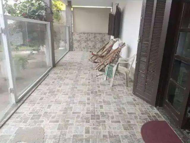 Casa / Sobrado para Locação em Rio das Ostras/RJ Ouro Verde 3 Quartos