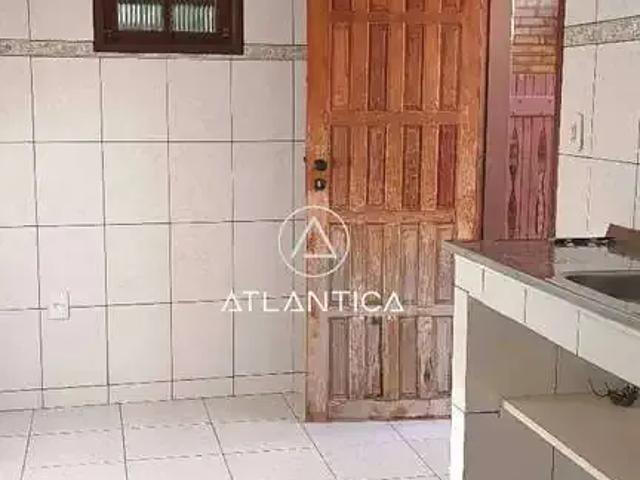 Casa / Sobrado para Locação em Rio das Ostras/RJ Recreio 2 Quartos