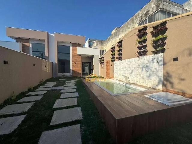 Casa / Sobrado para Locação em Rio das Ostras/RJ Recreio 3 Quartos