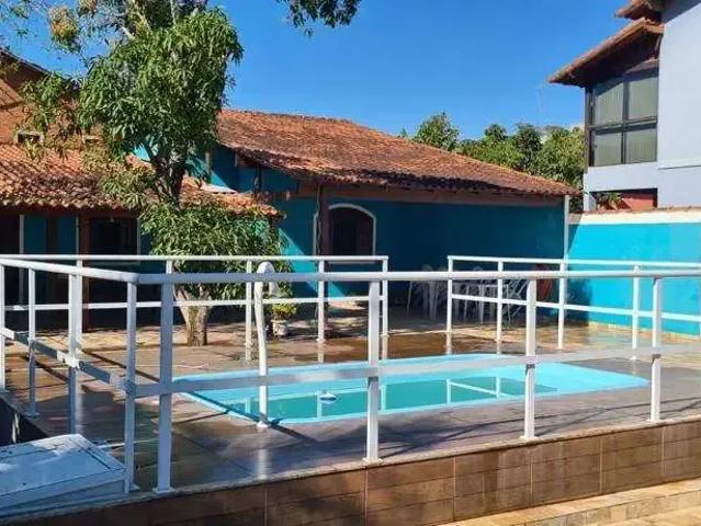Casa / Sobrado para Locação em Rio das Ostras/RJ Serramar 4 Quartos