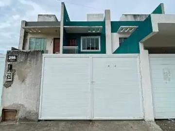 Casa / Sobrado para Locação em Rio das Ostras/RJ Serramar 2 Quartos
