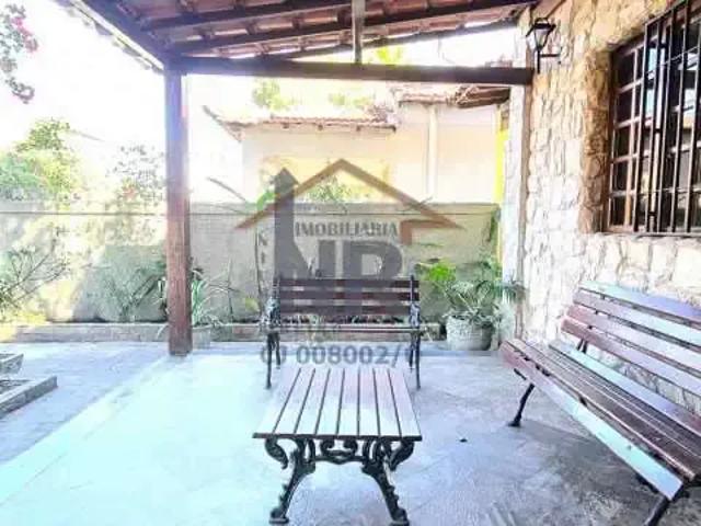 Casa / Sobrado para Locação em Rio de Janeiro/RJ Tanque 3 Quartos