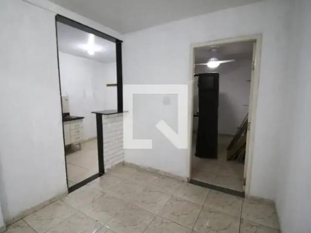 Casa / Sobrado para Locação em Rio de Janeiro/RJ Taquara 1 Quartos