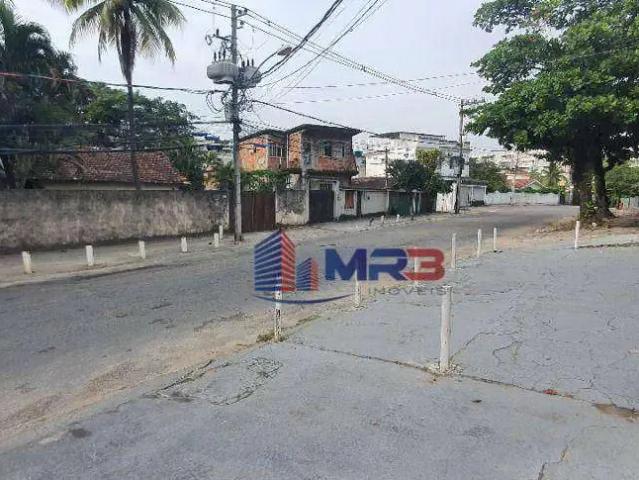 Casa / Sobrado para Locação em Rio de Janeiro/RJ Taquara 1 Quartos