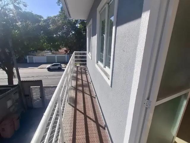 Casa / Sobrado para Locação em Rio de Janeiro/RJ Taquara 2 Quartos