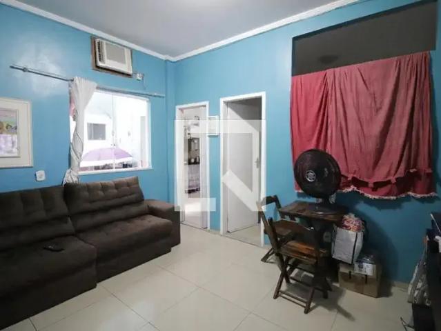 Casa / Sobrado para Locação em Rio de Janeiro/RJ Taquara 2 Quartos