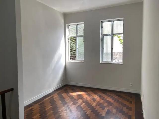 Casa / Sobrado para Locação em Rio de Janeiro/RJ Vila Isabel 2 Quartos