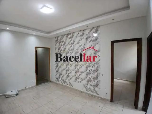 Casa / Sobrado para Locação em Rio de Janeiro/RJ Vila Isabel 3 Quartos
