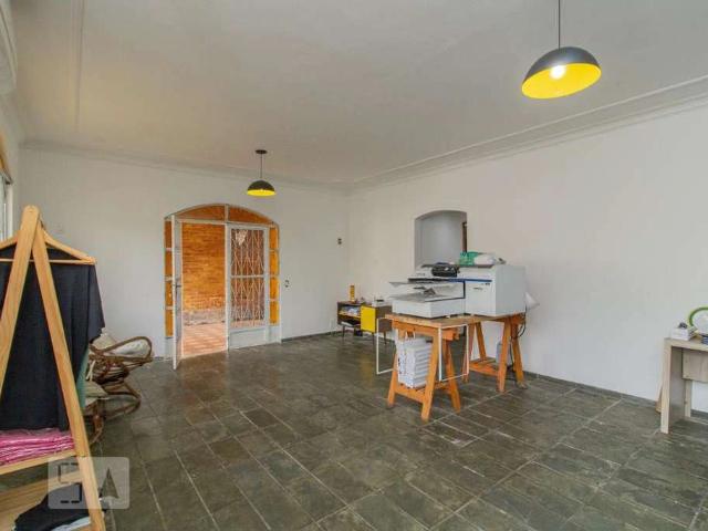Casa / Sobrado para Locação em Rio de Janeiro/RJ Vila Valqueire 4 Quartos