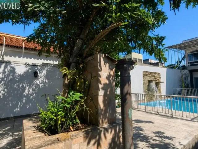 Casa / Sobrado para Locação em Rio de Janeiro/RJ Vila Valqueire 2 Quartos