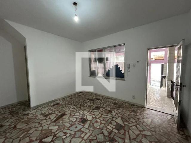 Casa / Sobrado para Locação em Rio de Janeiro/RJ Vila Valqueire 3 Quartos