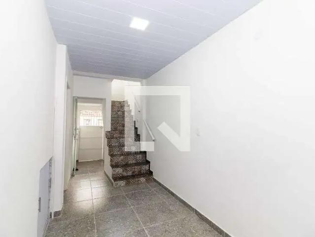 Casa / Sobrado para Locação em Rio de Janeiro/RJ Bangu 2 Quartos
