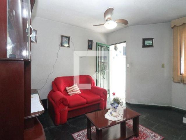 Casa / Sobrado para Locação em Rio de Janeiro/RJ Bangu 2 Quartos