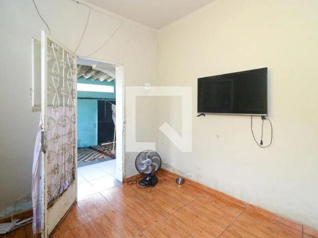 Casa / Sobrado para Locação em Rio de Janeiro/RJ Bangu 2 Quartos