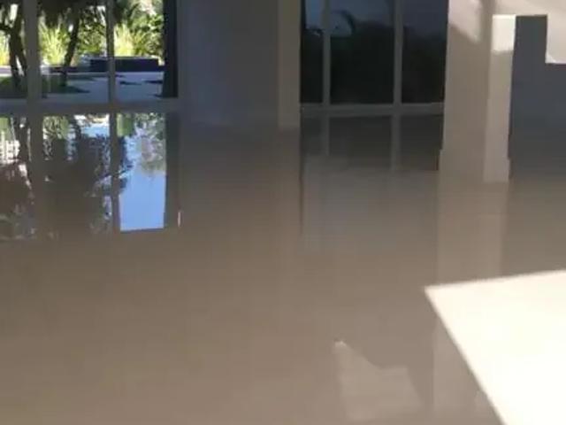 Casa / Sobrado para Locação em Rio de Janeiro/RJ Barra da Tijuca 5 Quartos