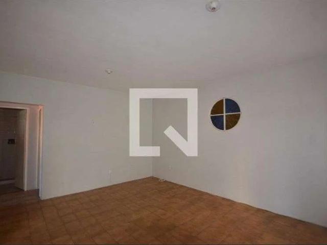 Casa / Sobrado para Locação em Rio de Janeiro/RJ Bento Ribeiro 2 Quartos