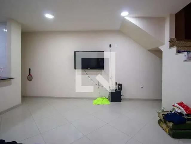 Casa / Sobrado para Locação em Rio de Janeiro/RJ Bonsucesso 3 Quartos