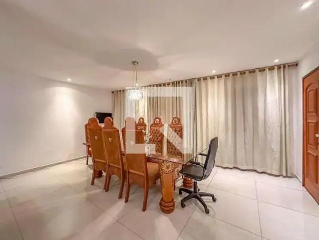 Casa / Sobrado para Locação em Rio de Janeiro/RJ Botafogo 3 Quartos