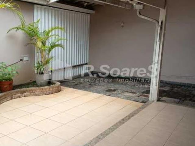Casa / Sobrado para Locação em Rio de Janeiro/RJ Campinho 3 Quartos
