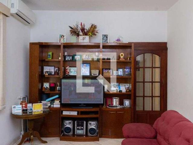 Casa / Sobrado para Locação em Rio de Janeiro/RJ Campo Grande 8 Quartos