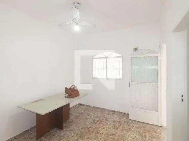 Casa / Sobrado para Locação em Rio de Janeiro/RJ Campo Grande 3 Quartos